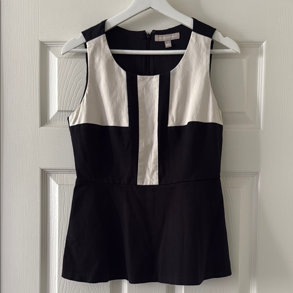 Elegant Black and White Sleeveless Top